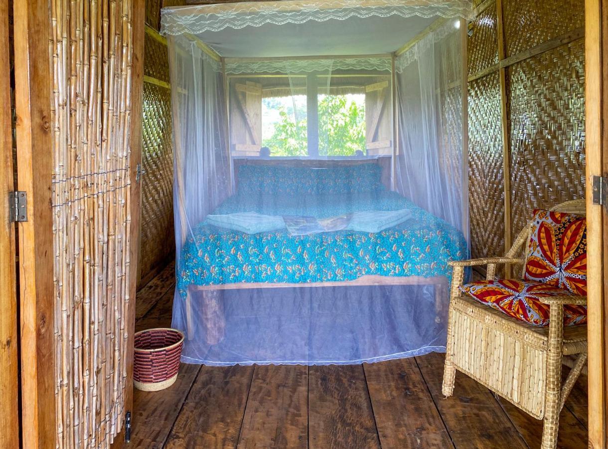 Mwamba Kelele Lodge Fort Portal Kültér fotó