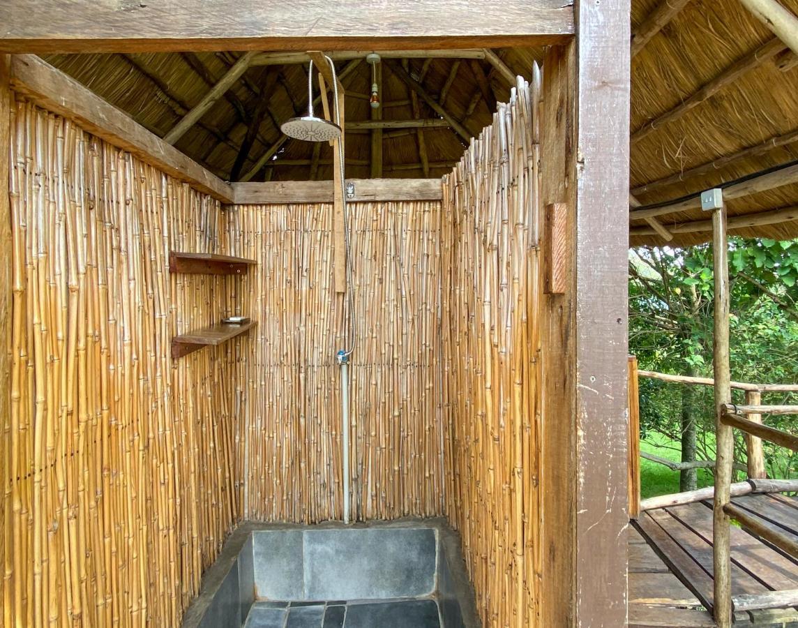 Mwamba Kelele Lodge Fort Portal Kültér fotó