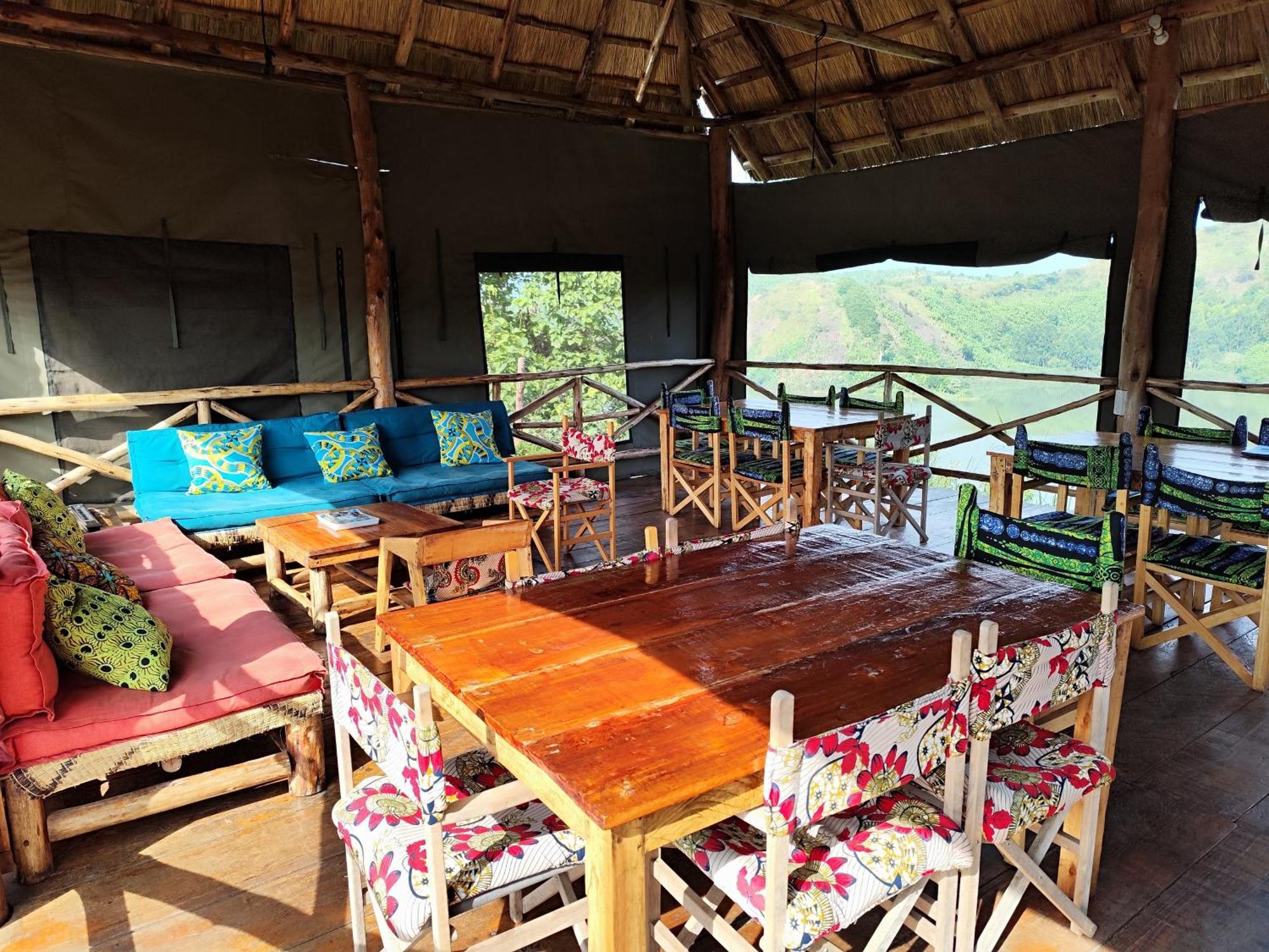 Mwamba Kelele Lodge Fort Portal Kültér fotó
