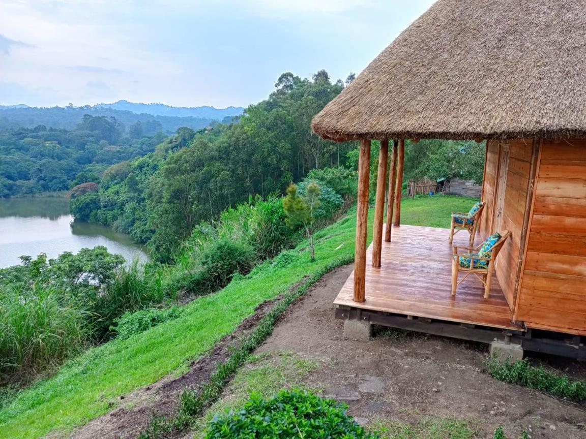 Mwamba Kelele Lodge Fort Portal Kültér fotó