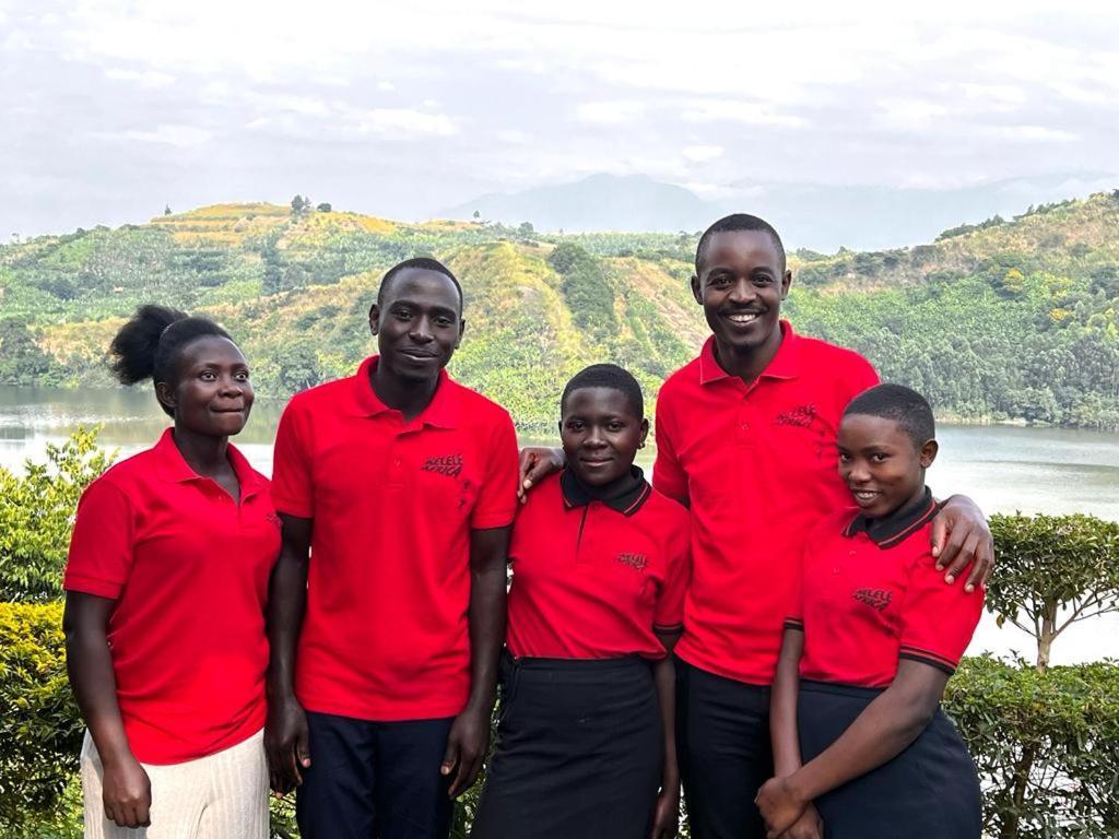 Mwamba Kelele Lodge Fort Portal Kültér fotó